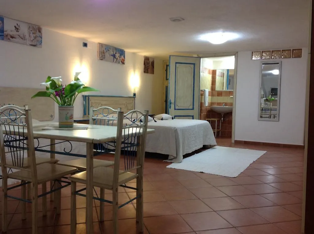 Addisora Appartamenti Cala Liberotto Apartment