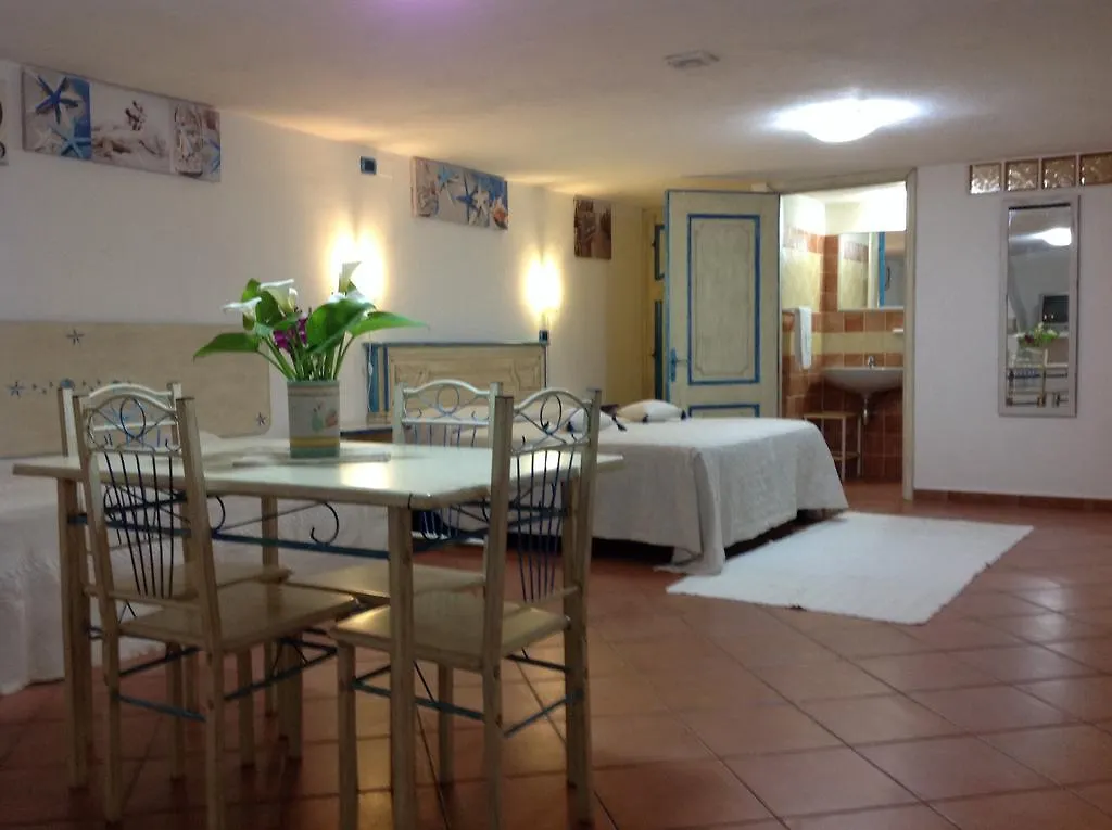 Addisora Appartamenti Cala Liberotto 0*,